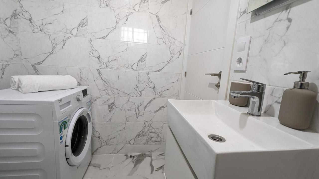 Acuarium Levante Beach Apartment เบนิดอร์ม ภายนอก รูปภาพ